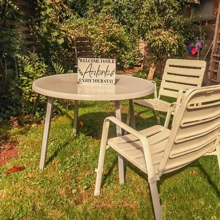 Homestay - Stilvolle Wohnung In Buedingen