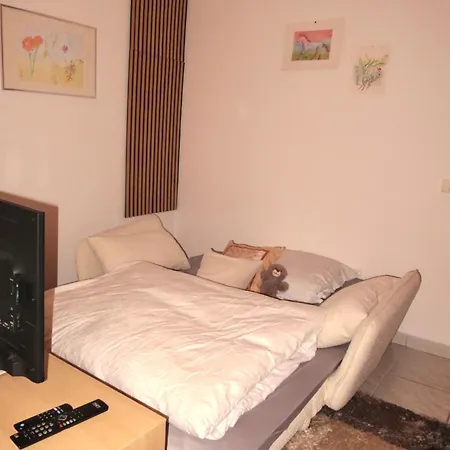 Homestay - Stilvolle Wohnung In Buedingen Apartamento Büdingen