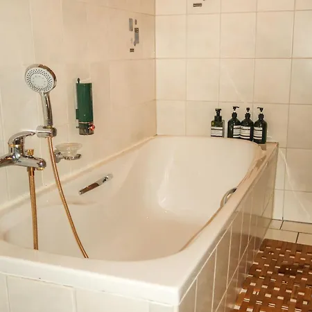 Homestay - Stilvolle Wohnung In Buedingen Apartamento *