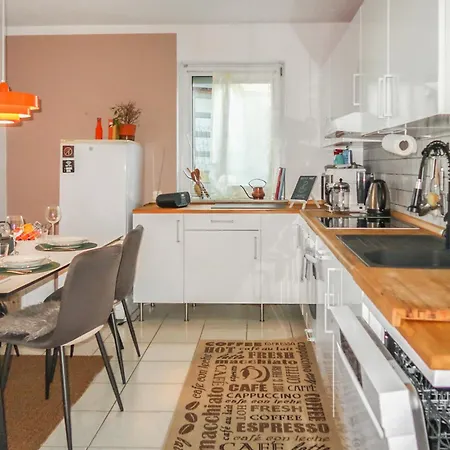 Homestay - Stilvolle Wohnung In Buedingen Apartamento *