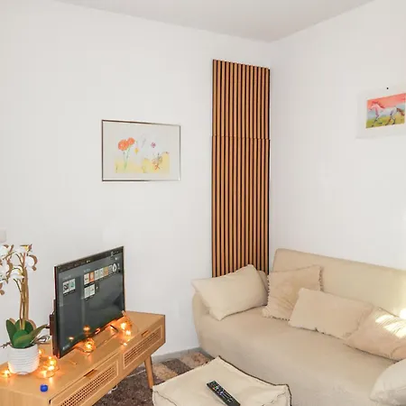 Apartamento Homestay - Stilvolle Wohnung In Buedingen Büdingen