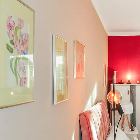 Homestay - Stilvolle Wohnung In Buedingen