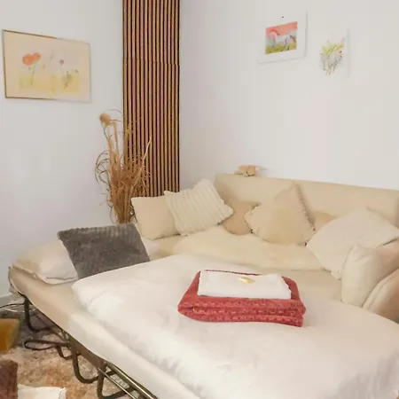 Homestay - Stilvolle Wohnung In Buedingen