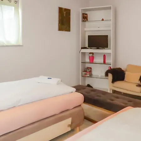 Homestay - Stilvolle Wohnung In Buedingen Apartamento